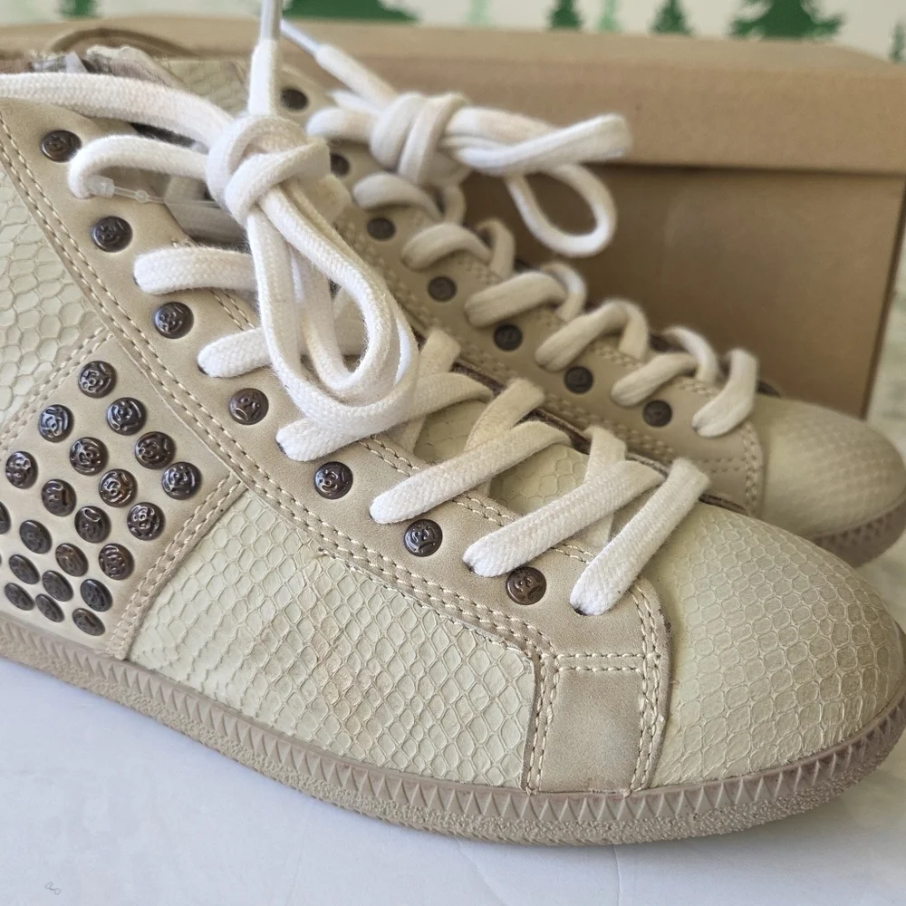OTBT Samula 2 Cream Sneaker